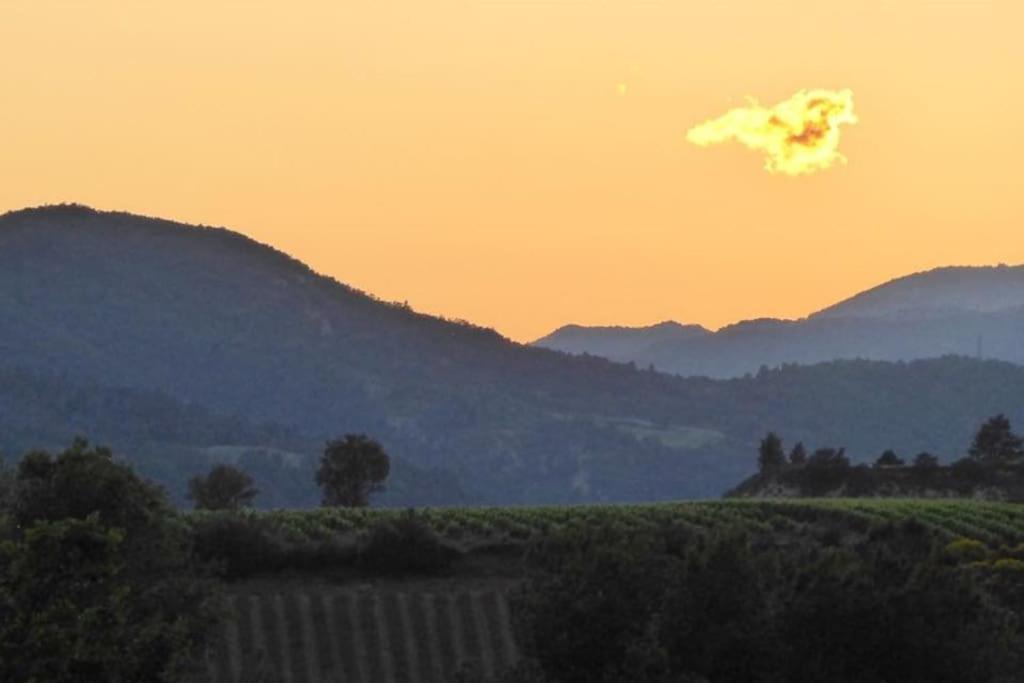 Gite Confortable Village Medieval Sainte-Jalle Baronnies Provencales מראה חיצוני תמונה