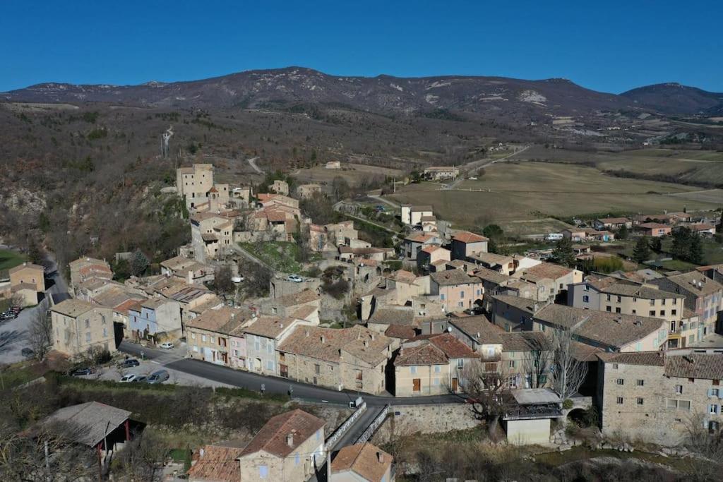 Gite Confortable Village Medieval Sainte-Jalle Baronnies Provencales מראה חיצוני תמונה